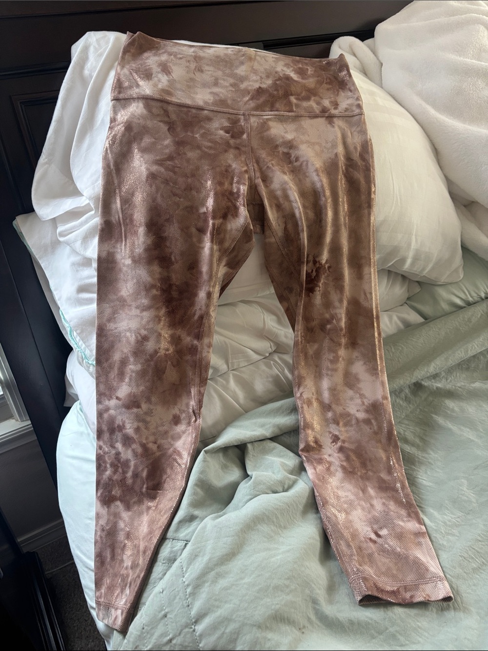 Lululemon athletica Metallic pink, mauve , and crème High-Rise Leggings